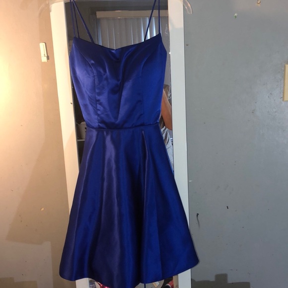 Sherri Hill: Homecoming or party dress - Picture 2 of 5